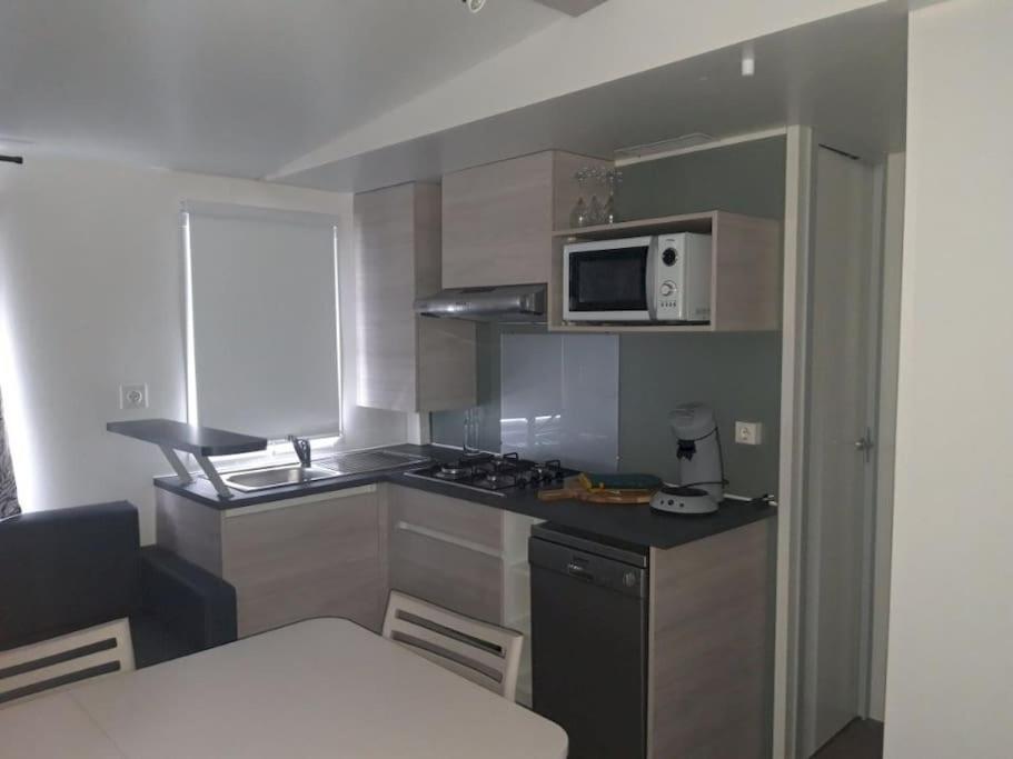 Calvi Mobil-Home Neuf Particulier Sur Camping Lumio (Corsica) Exterior foto